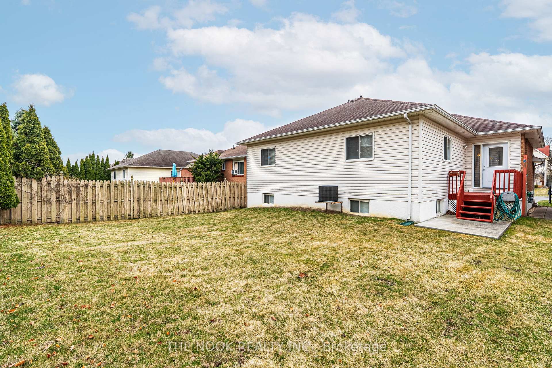 Photo 40 of 745 Grandview Street N, Oshawa, Pinecrest — HOMEH