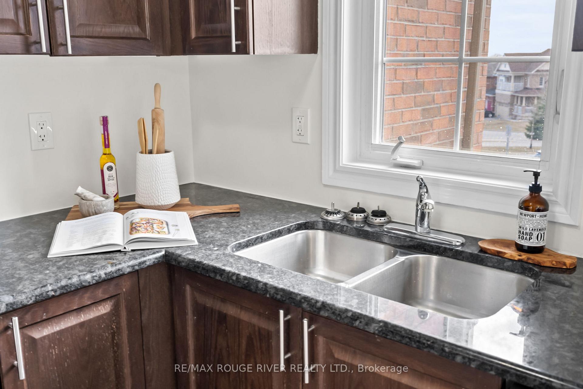 Photo 15 of 4 Benjamin Way, Whitby, Blue Grass Meadows — HOMEH