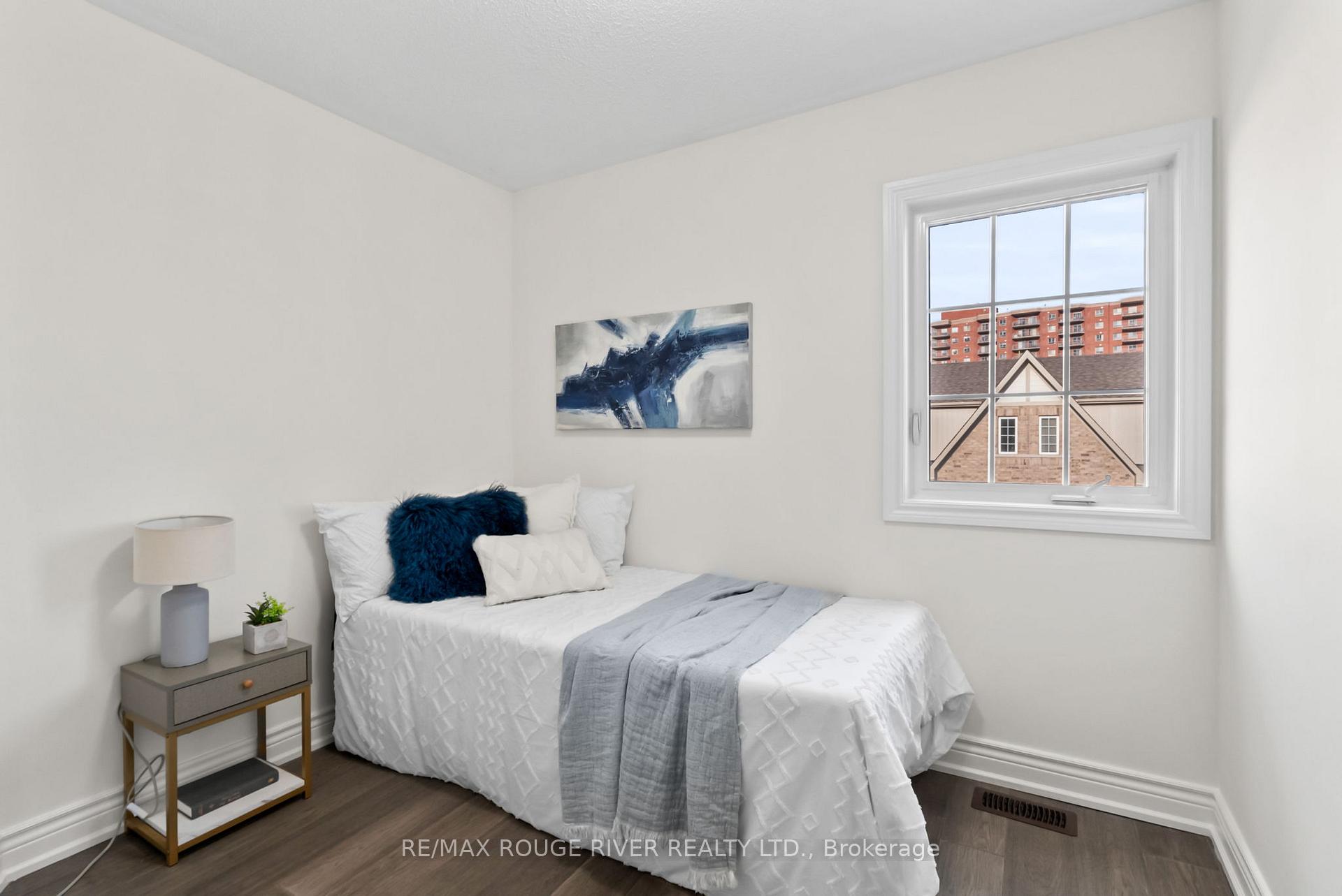 Photo 28 of 4 Benjamin Way, Whitby, Blue Grass Meadows — HOMEH