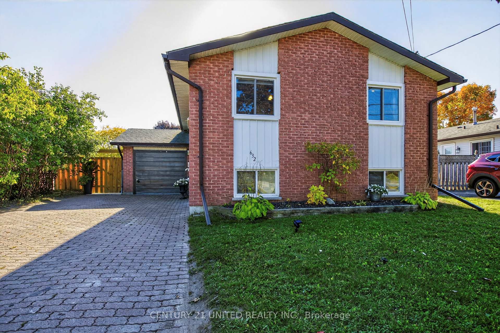 Photo 1 of 632 Otonabee Drive, Peterborough, Ashburnham Ward 4 — HOMEH