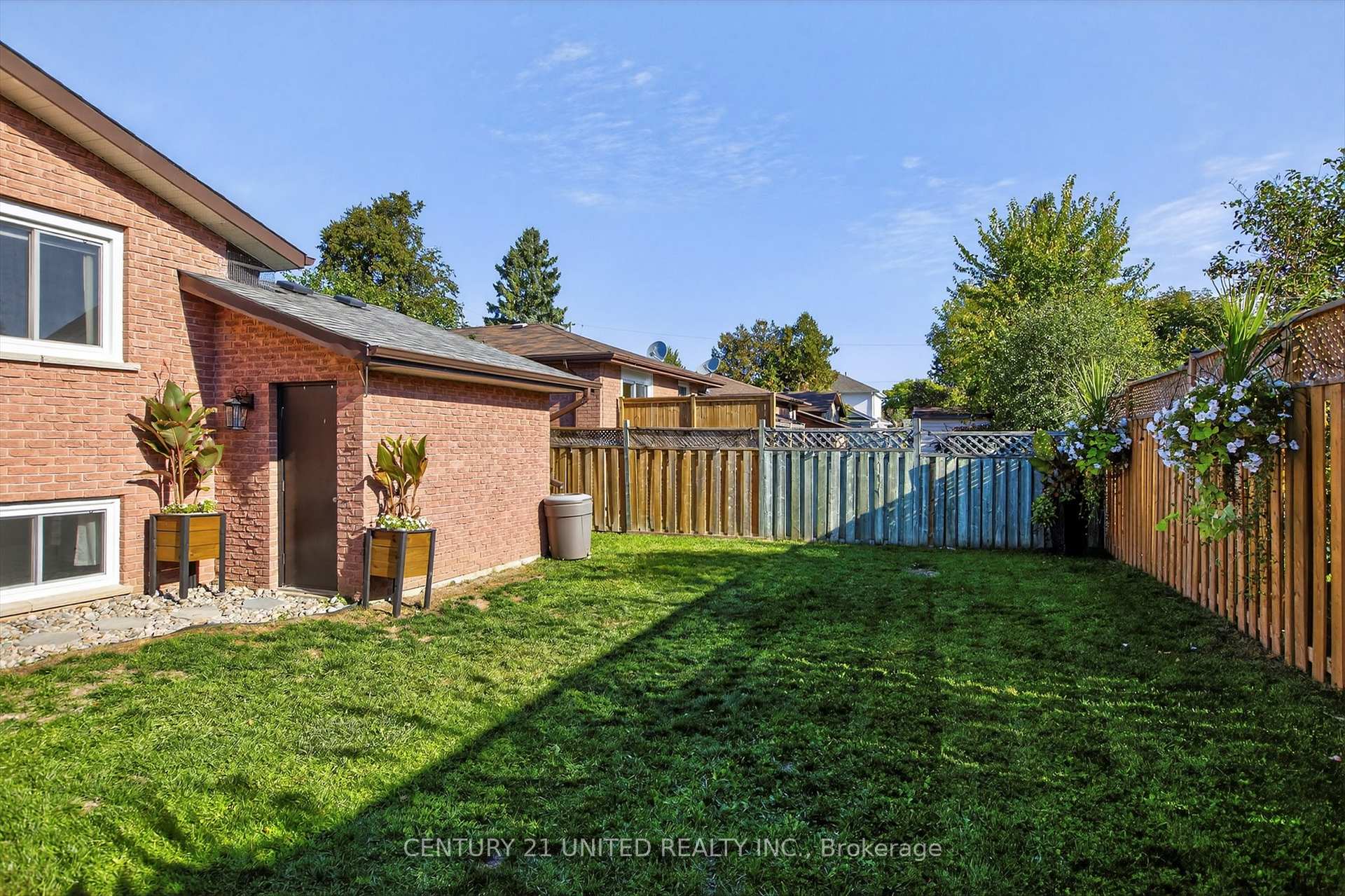 Photo 44 of 632 Otonabee Drive, Peterborough, Ashburnham Ward 4 — HOMEH