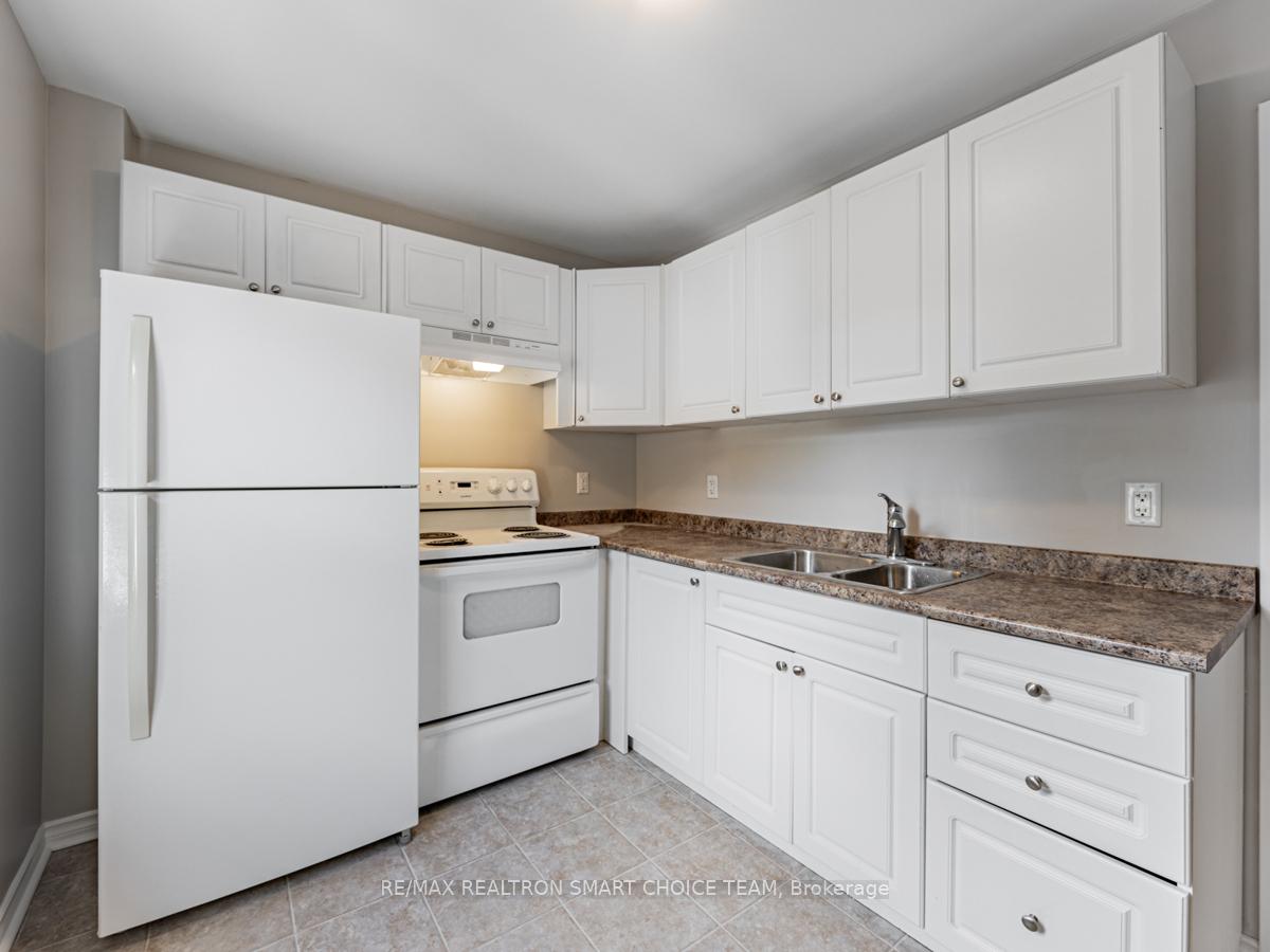 Photo 9 of Unit 2, 141 Agnes Street, Oshawa, O'Neill — HOMEH