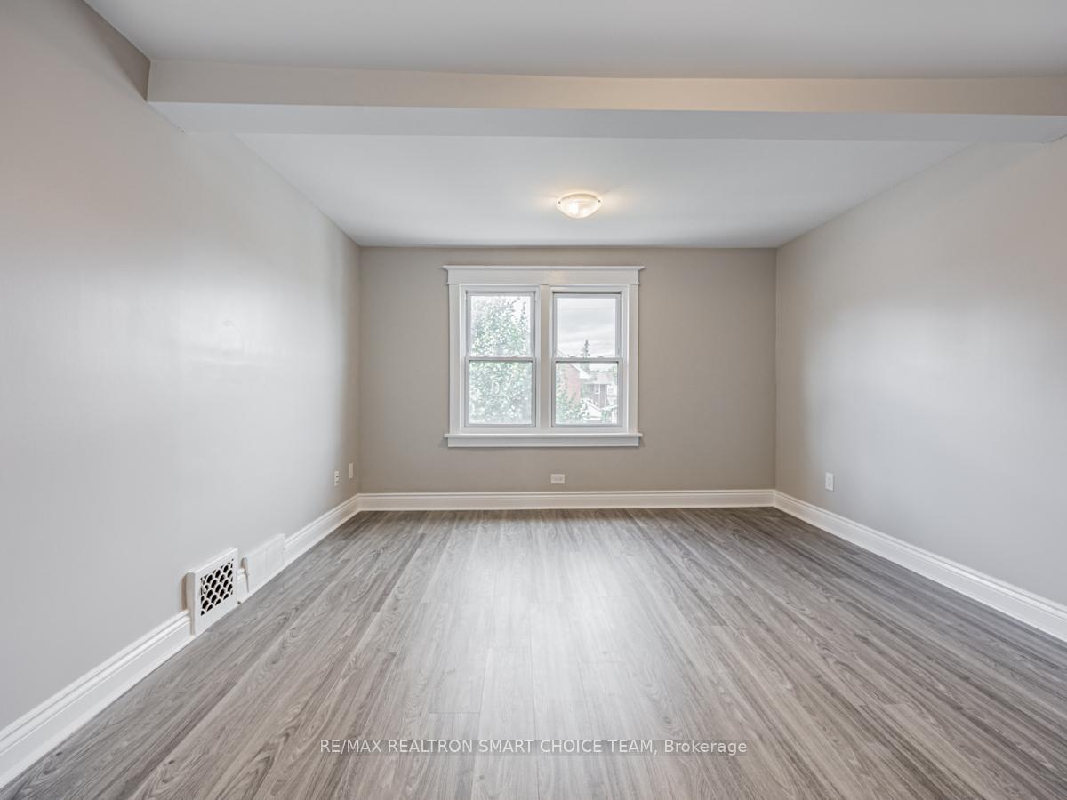 Photo 14 of Unit 2, 141 Agnes Street, Oshawa, O'Neill — HOMEH