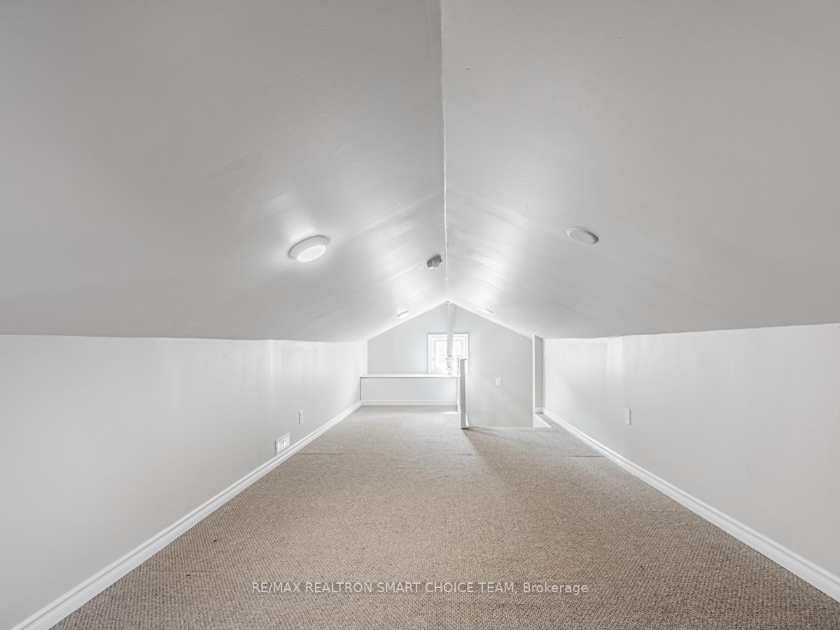 Photo 19 of Unit 2, 141 Agnes Street, Oshawa, O'Neill — HOMEH