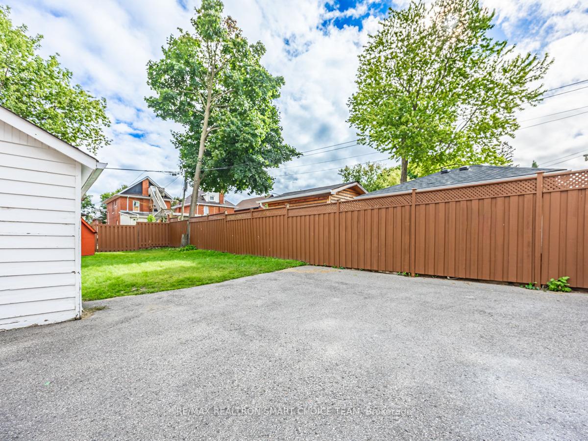 Photo 21 of Unit 2, 141 Agnes Street, Oshawa, O'Neill — HOMEH