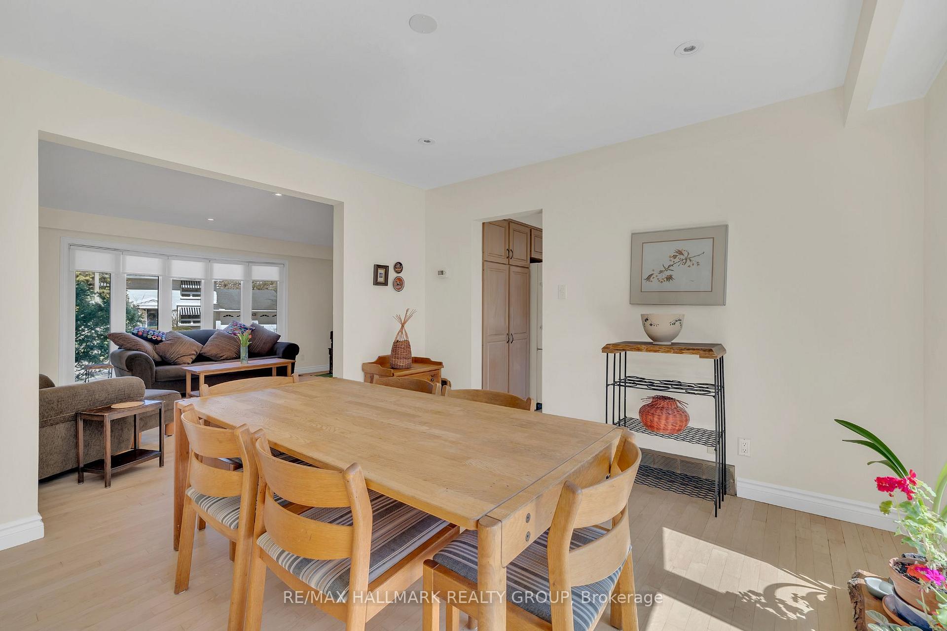 Photo 15 of 272 Lincoln Heights Road, Ottawa, Lincoln Heights — HOMEH