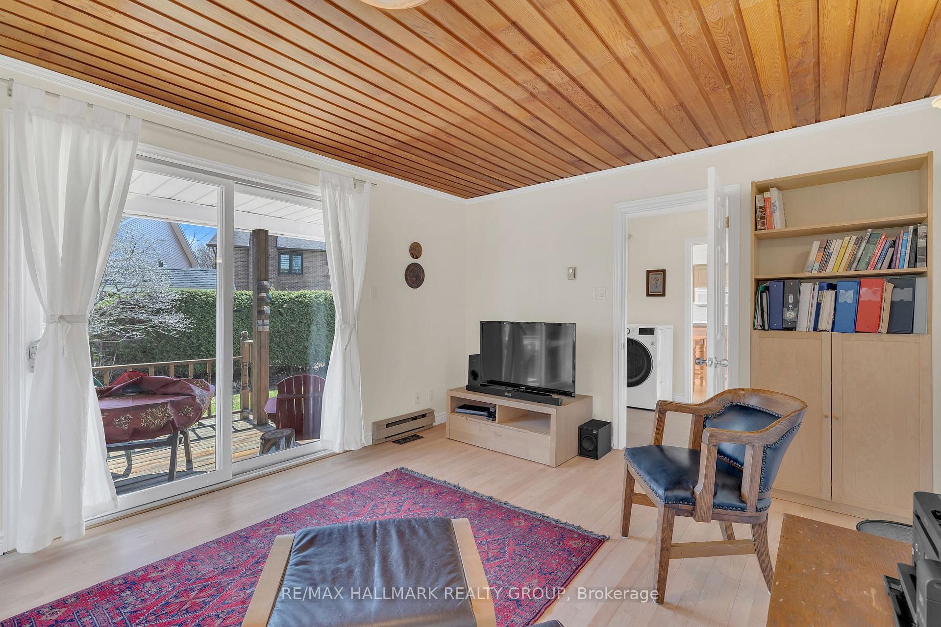 Photo 16 of 272 Lincoln Heights Road, Ottawa, Lincoln Heights — HOMEH