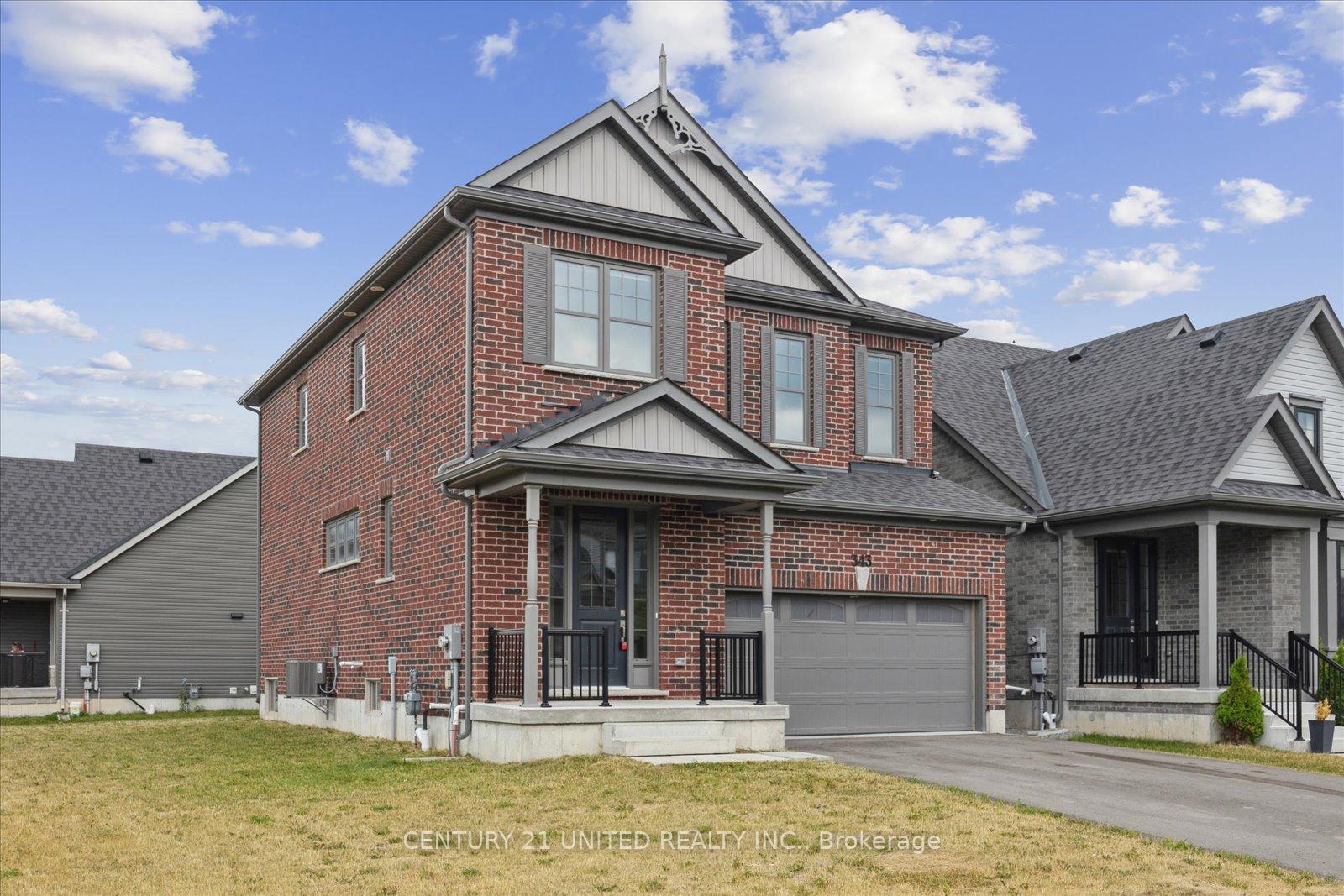 Photo 2 of 343 Cullen Trail, Peterborough, Northcrest Ward 5 — HOMEH