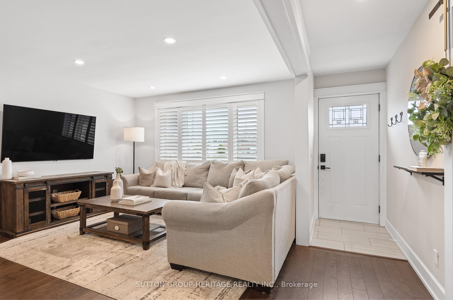 Photo 4 of 805 Sylvia Street, Oshawa, Lakeview — HOMEH