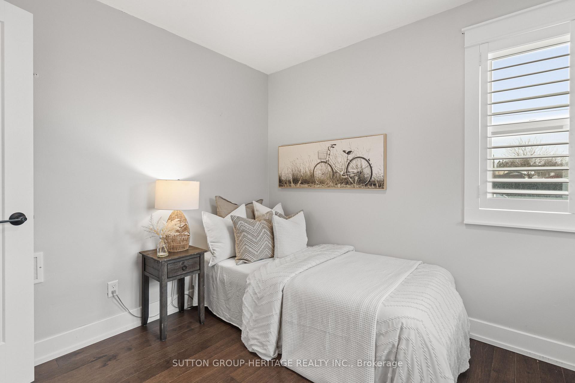 Photo 25 of 805 Sylvia Street, Oshawa, Lakeview — HOMEH