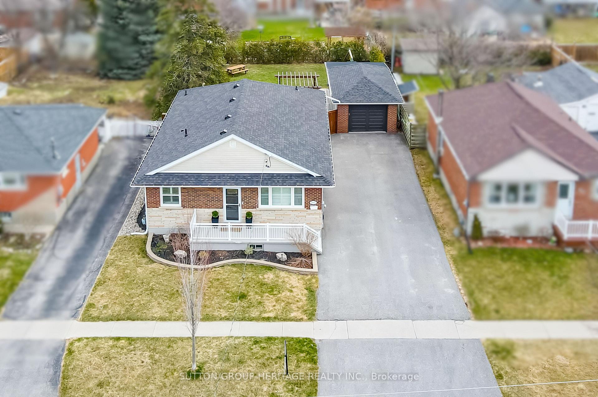Photo 39 of 805 Sylvia Street, Oshawa, Lakeview — HOMEH
