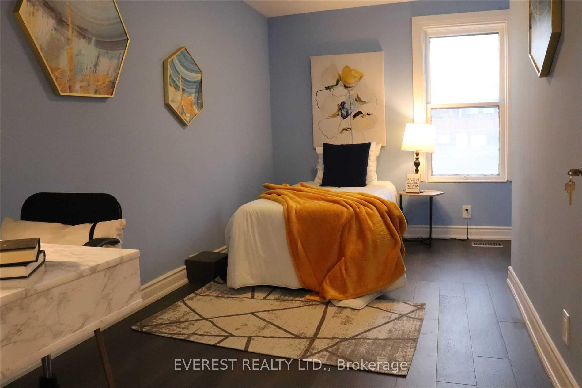Photo 12 of 124 Ontario Street E, Oshawa, O'Neill — HOMEH