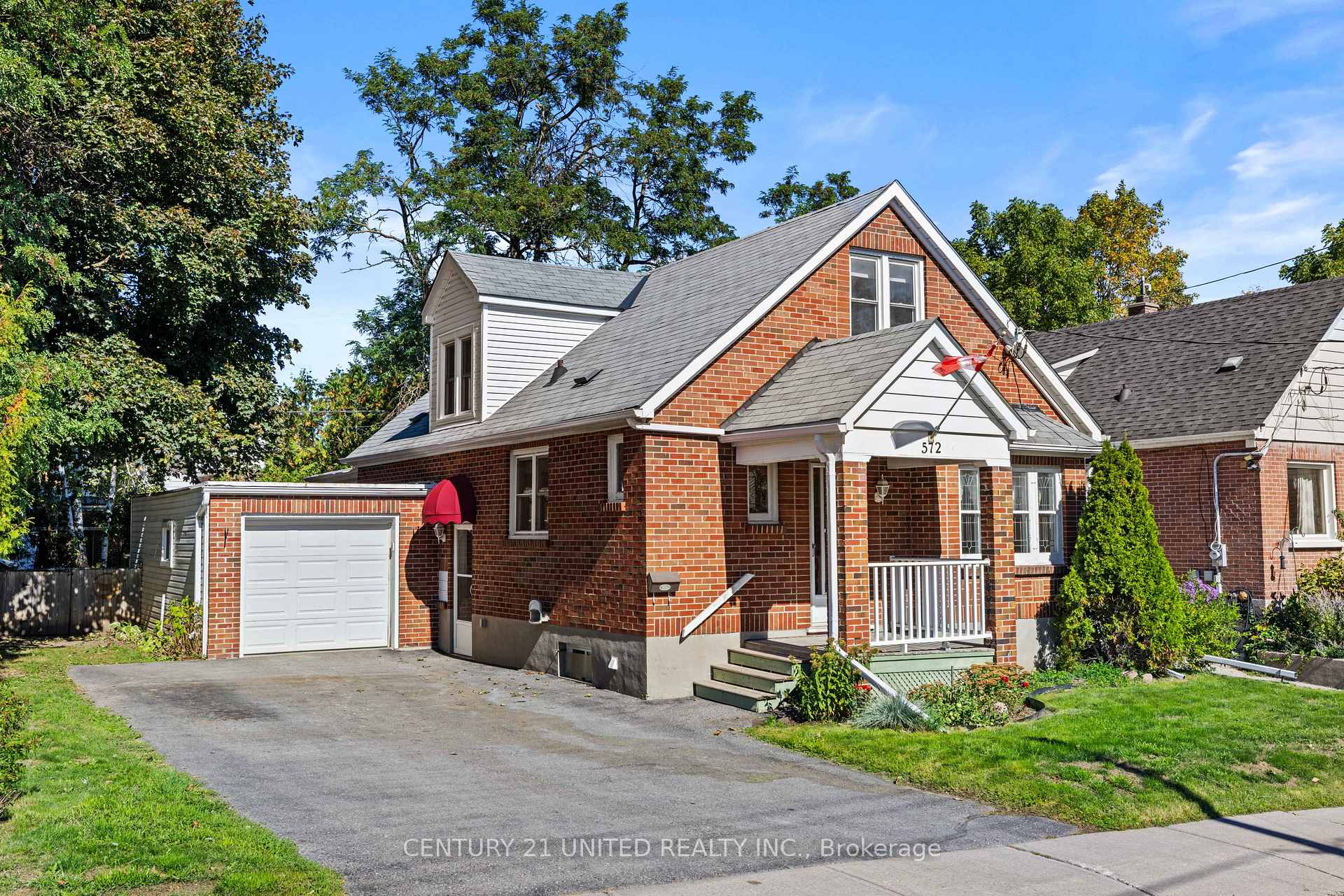 Photo 1 of 572 Murray Street, Peterborough, Town Ward 3 — HOMEH