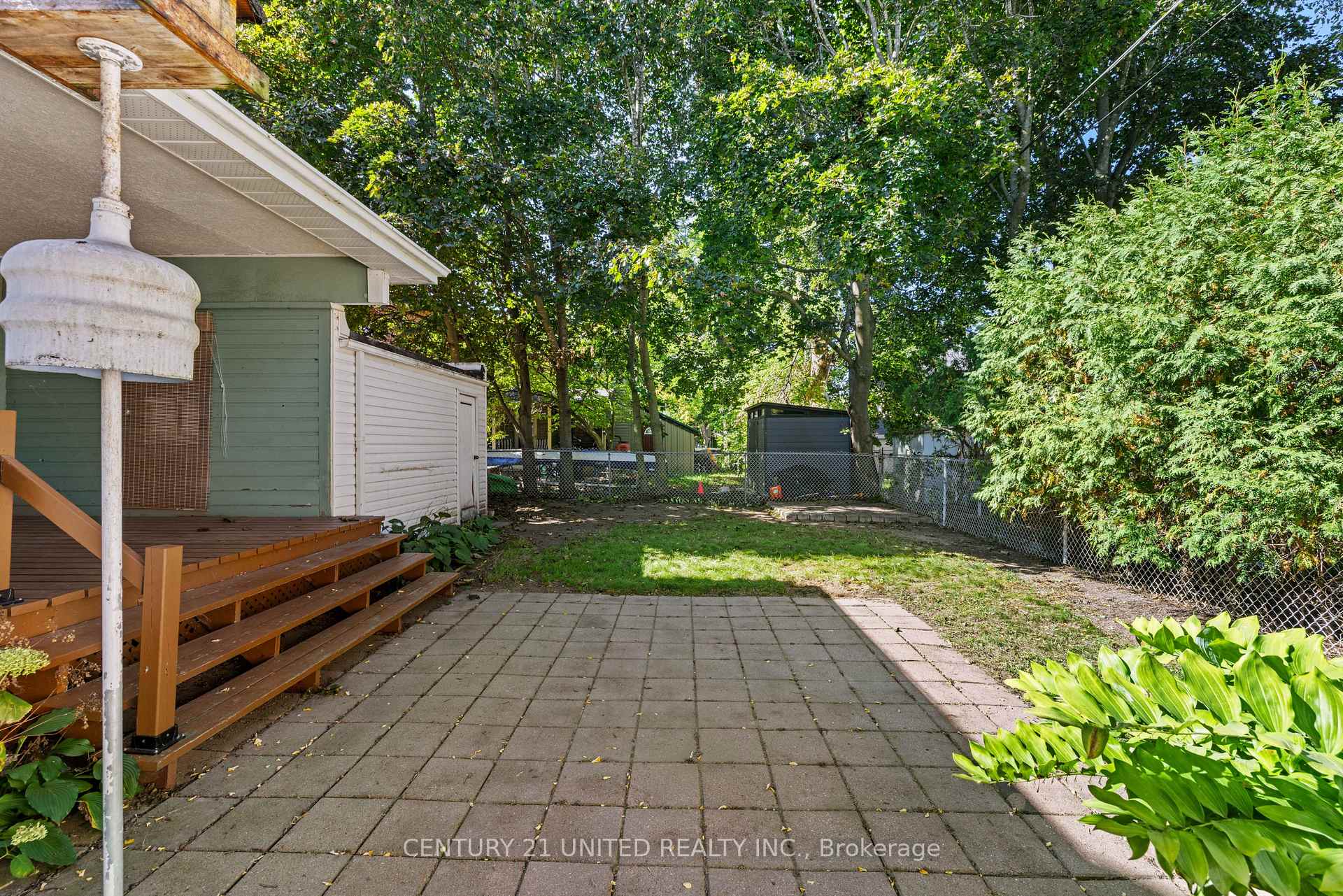 Photo 25 of 572 Murray Street, Peterborough, Town Ward 3 — HOMEH