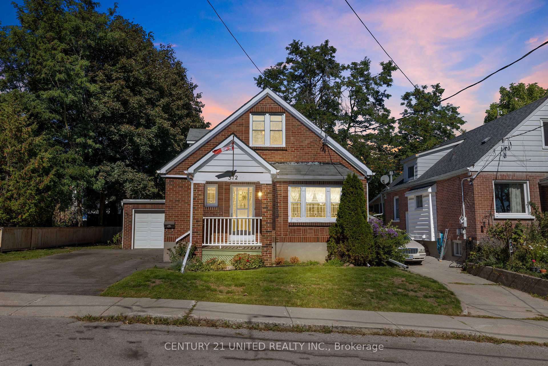 Photo 34 of 572 Murray Street, Peterborough, Town Ward 3 — HOMEH