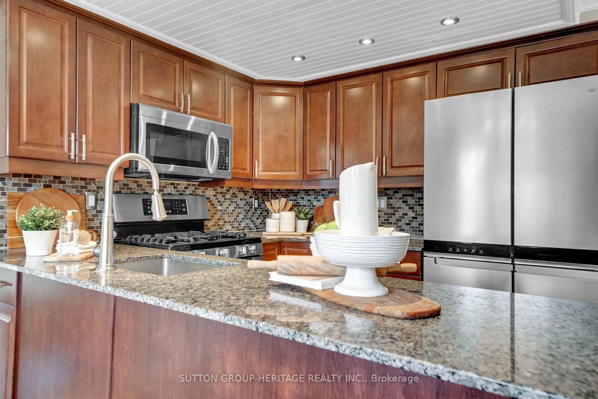 Photo 14 of 9 Draper Court, Whitby, Lynde Creek — HOMEH