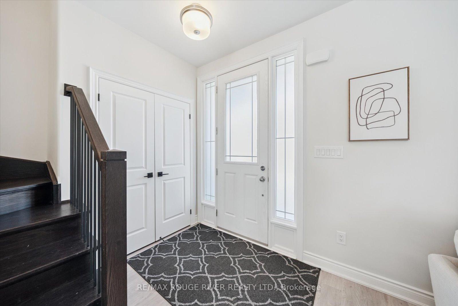 Photo 3 of 1093 Rippingale Trail, Peterborough, Northcrest Ward 5 — HOMEH