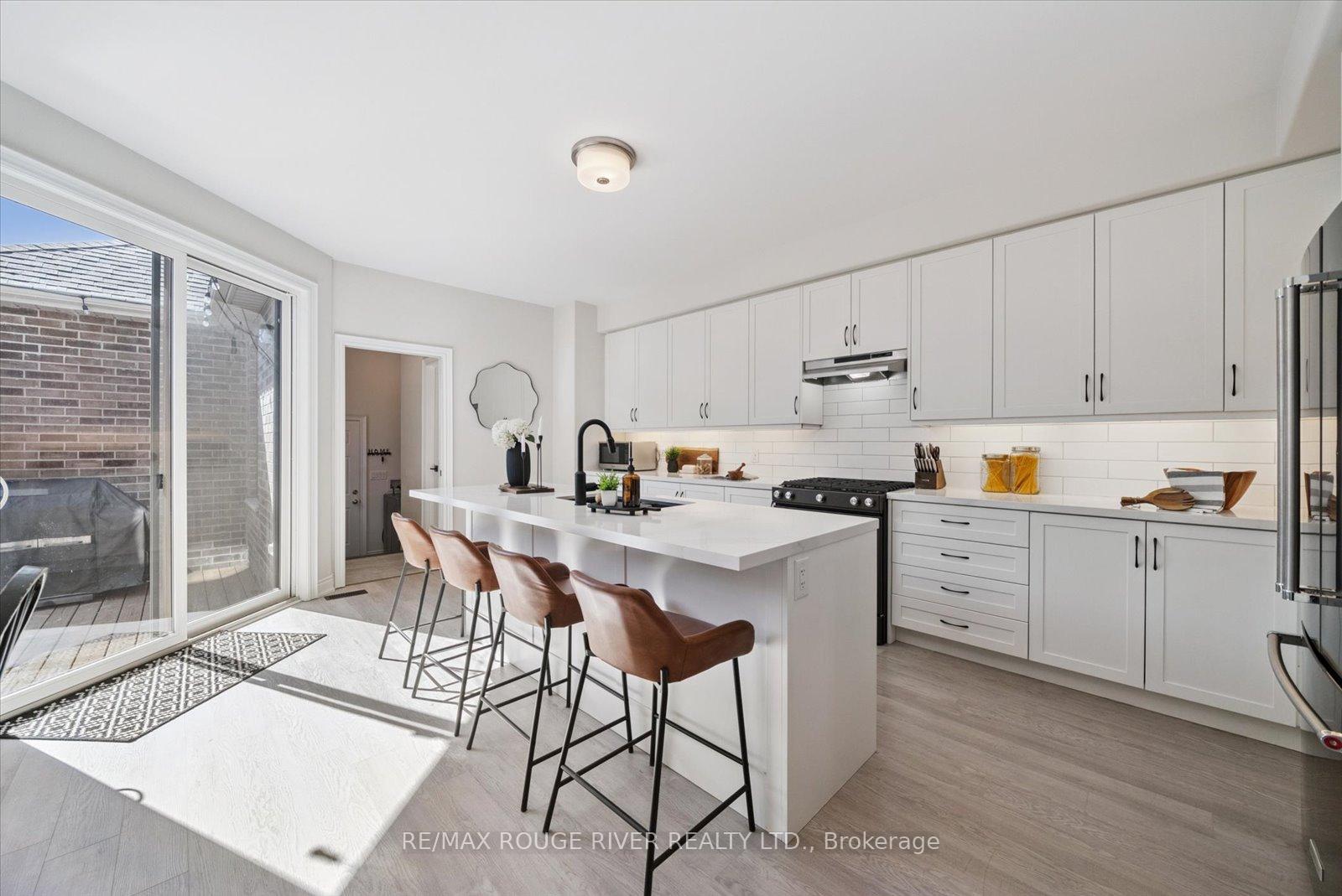 Photo 7 of 1093 Rippingale Trail, Peterborough, Northcrest Ward 5 — HOMEH