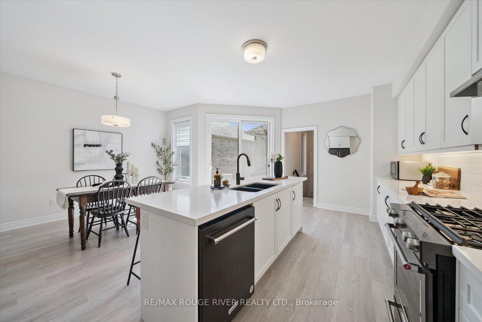 Photo 10 of 1093 Rippingale Trail, Peterborough, Northcrest Ward 5 — HOMEH
