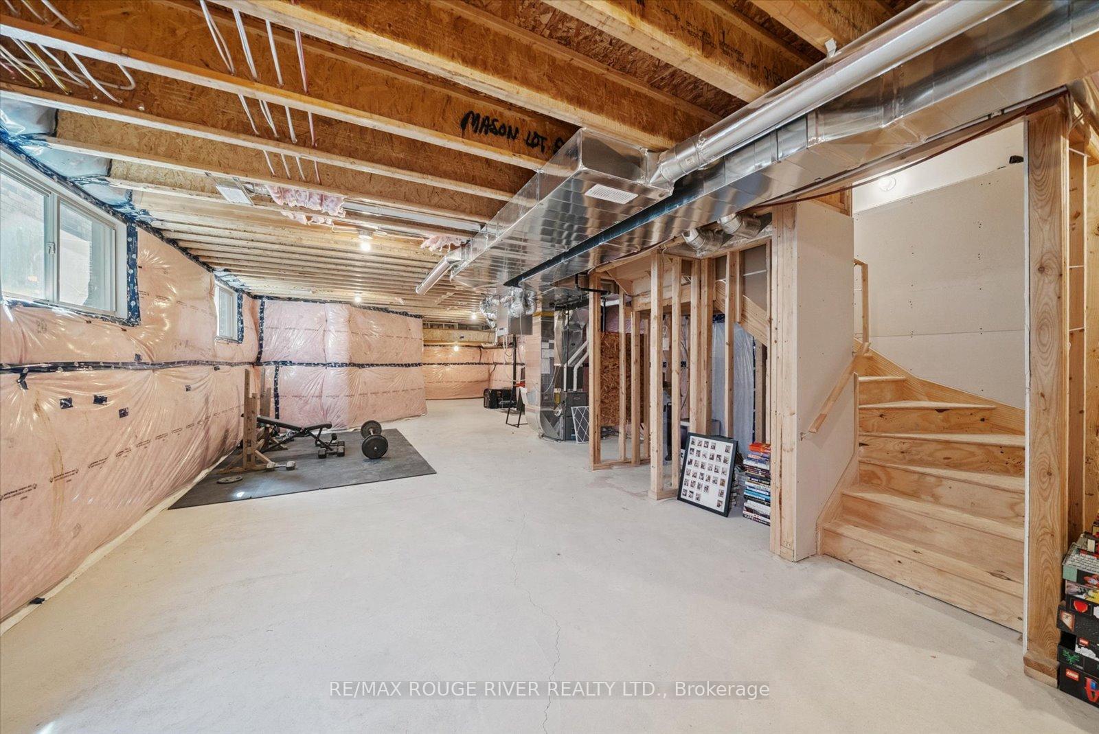 Photo 20 of 1093 Rippingale Trail, Peterborough, Northcrest Ward 5 — HOMEH