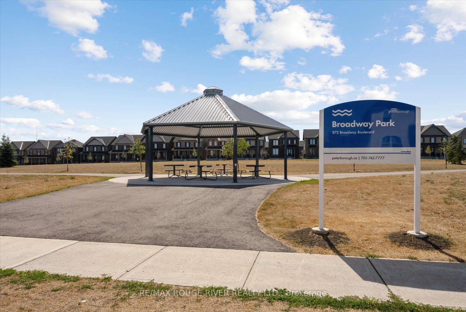 Photo 25 of 1093 Rippingale Trail, Peterborough, Northcrest Ward 5 — HOMEH