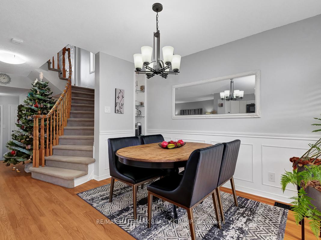 Photo 8 of 464 Lawler Crescent, Ottawa, Chatelaine Village — HOMEH
