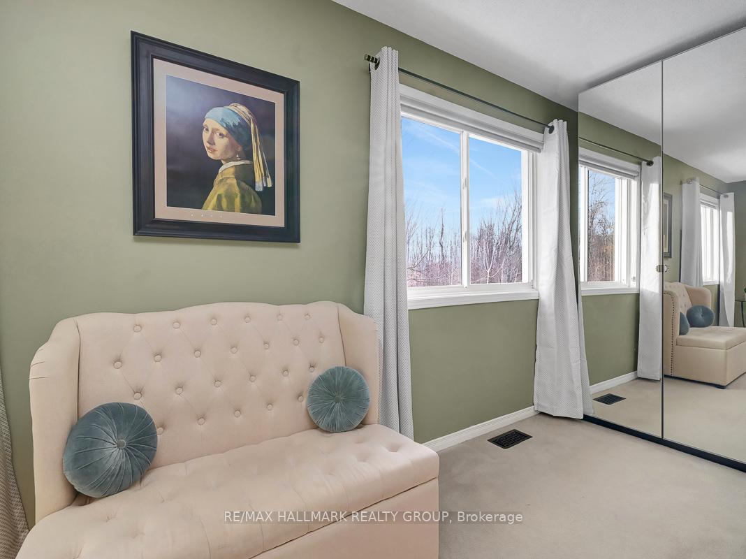 Photo 17 of 464 Lawler Crescent, Ottawa, Chatelaine Village — HOMEH
