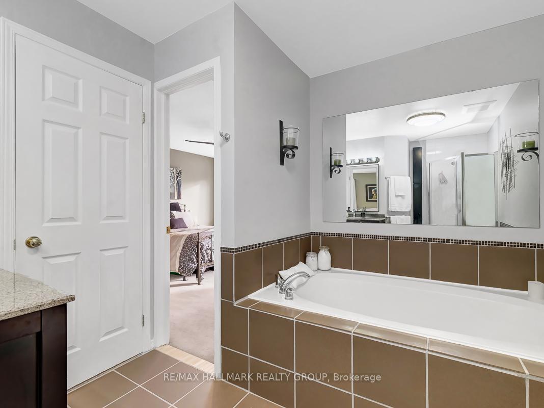 Photo 20 of 464 Lawler Crescent, Ottawa, Chatelaine Village — HOMEH