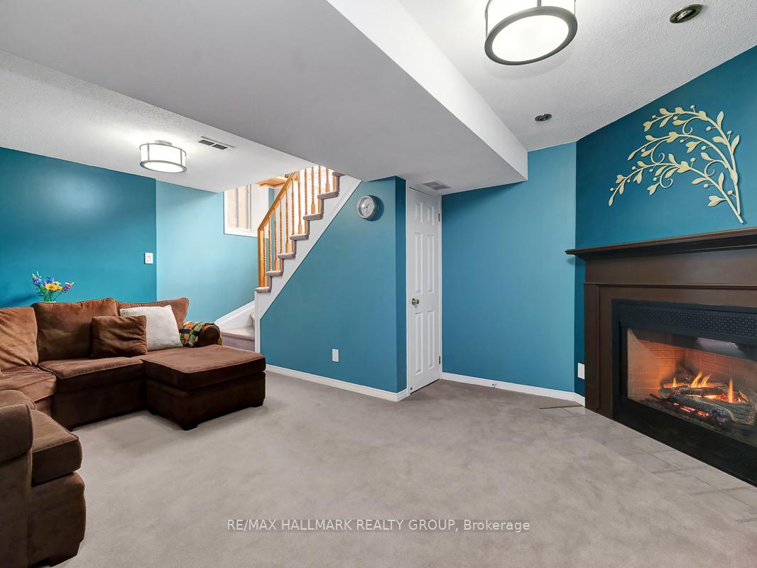 Photo 24 of 464 Lawler Crescent, Ottawa, Chatelaine Village — HOMEH