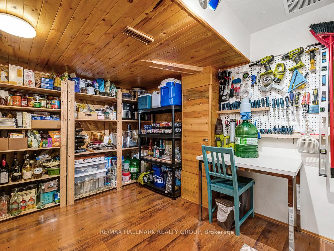 Photo 27 of 464 Lawler Crescent, Ottawa, Chatelaine Village — HOMEH