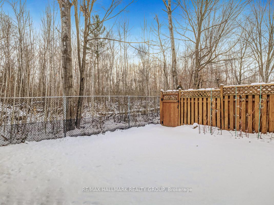 Photo 33 of 464 Lawler Crescent, Ottawa, Chatelaine Village — HOMEH