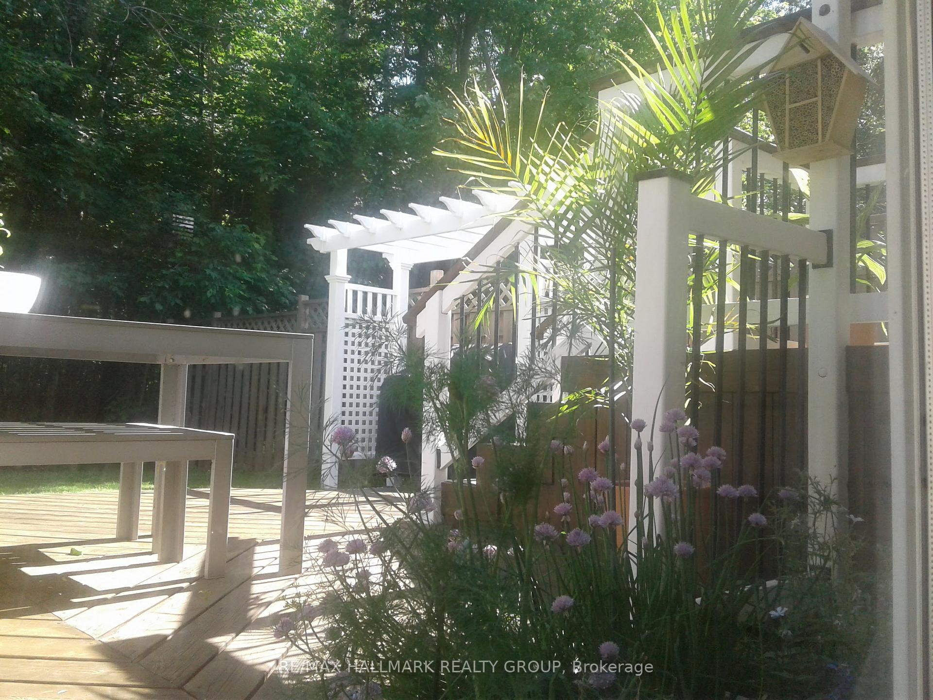 Photo 34 of 464 Lawler Crescent, Ottawa, Chatelaine Village — HOMEH