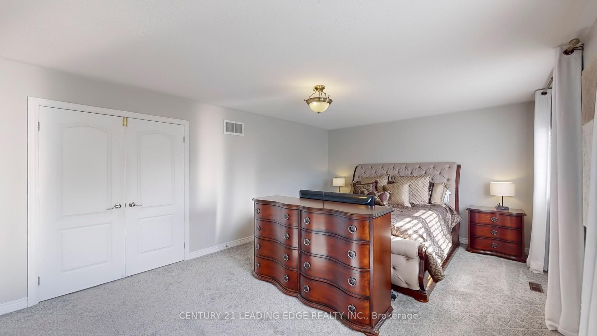 Photo 24 of 43 Sleepy Hollow Place, Whitby, Taunton North — HOMEH