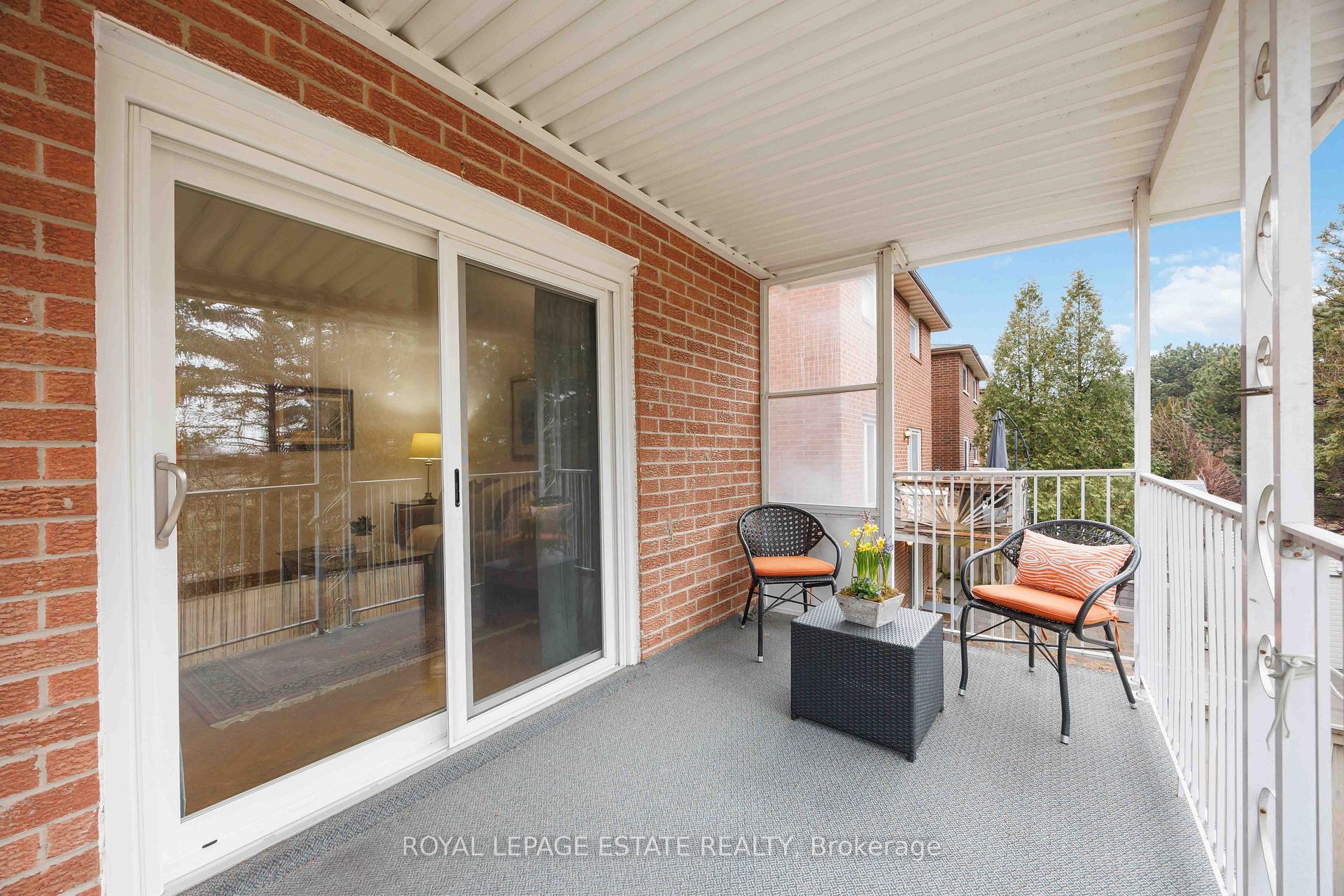 Photo 14 of 124 Glen Shields Avenue, Vaughan, Glen Shields — HOMEH