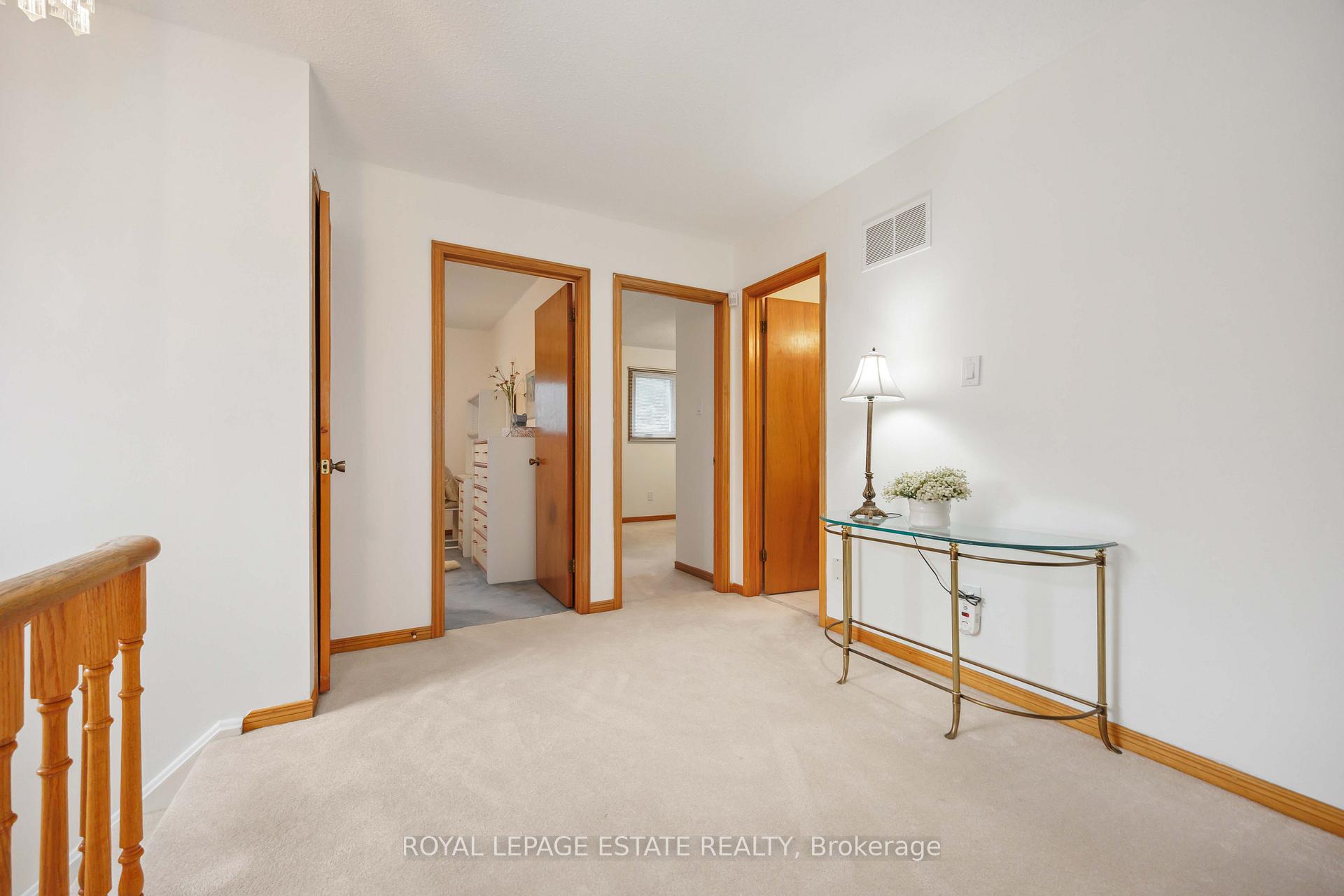 Photo 19 of 124 Glen Shields Avenue, Vaughan, Glen Shields — HOMEH