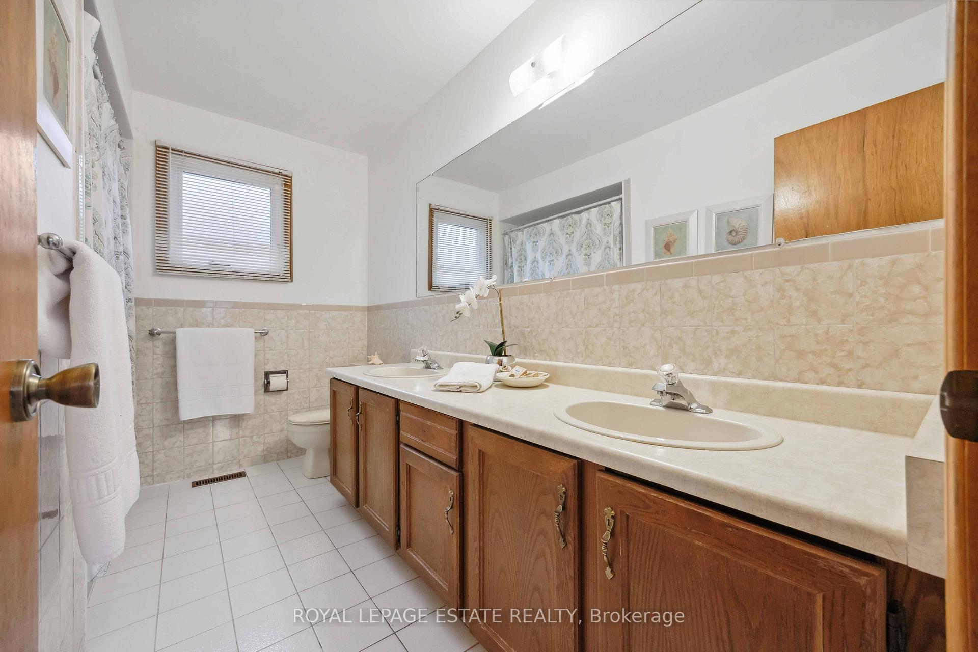 Photo 27 of 124 Glen Shields Avenue, Vaughan, Glen Shields — HOMEH