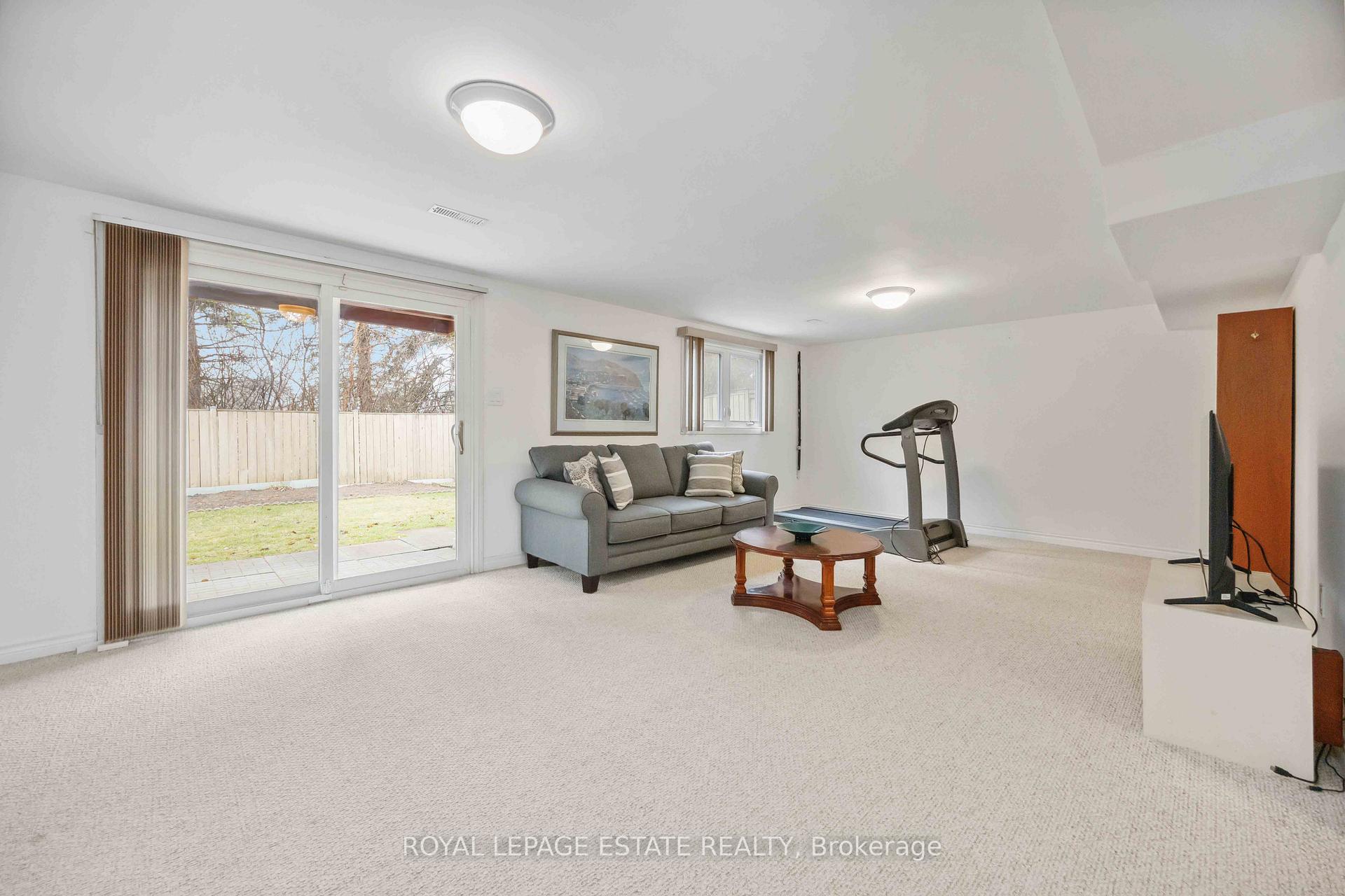 Photo 45 of 124 Glen Shields Avenue, Vaughan, Glen Shields — HOMEH