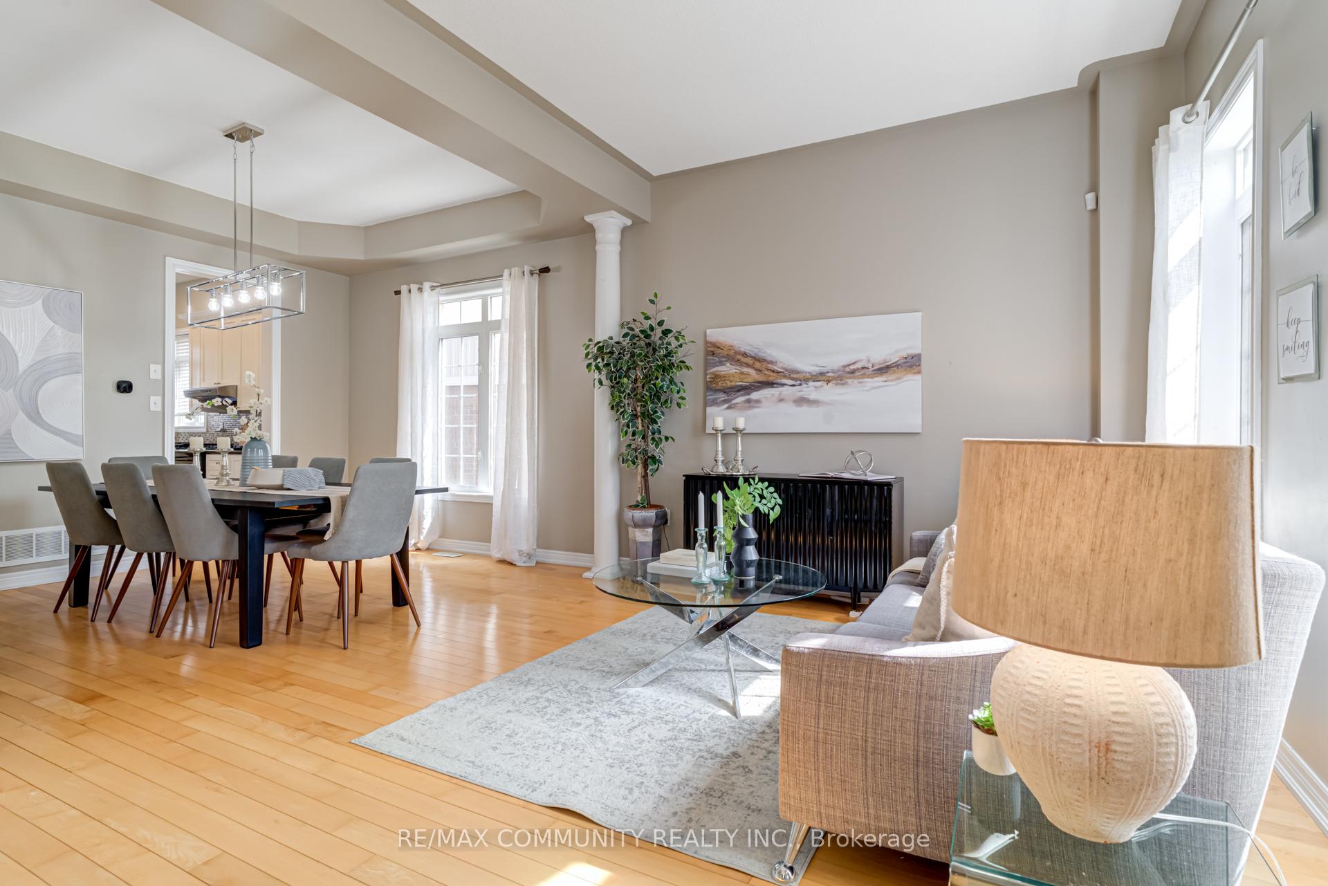 Photo 4 of 1673 Ballantrae Drive, Oshawa, Taunton — HOMEH