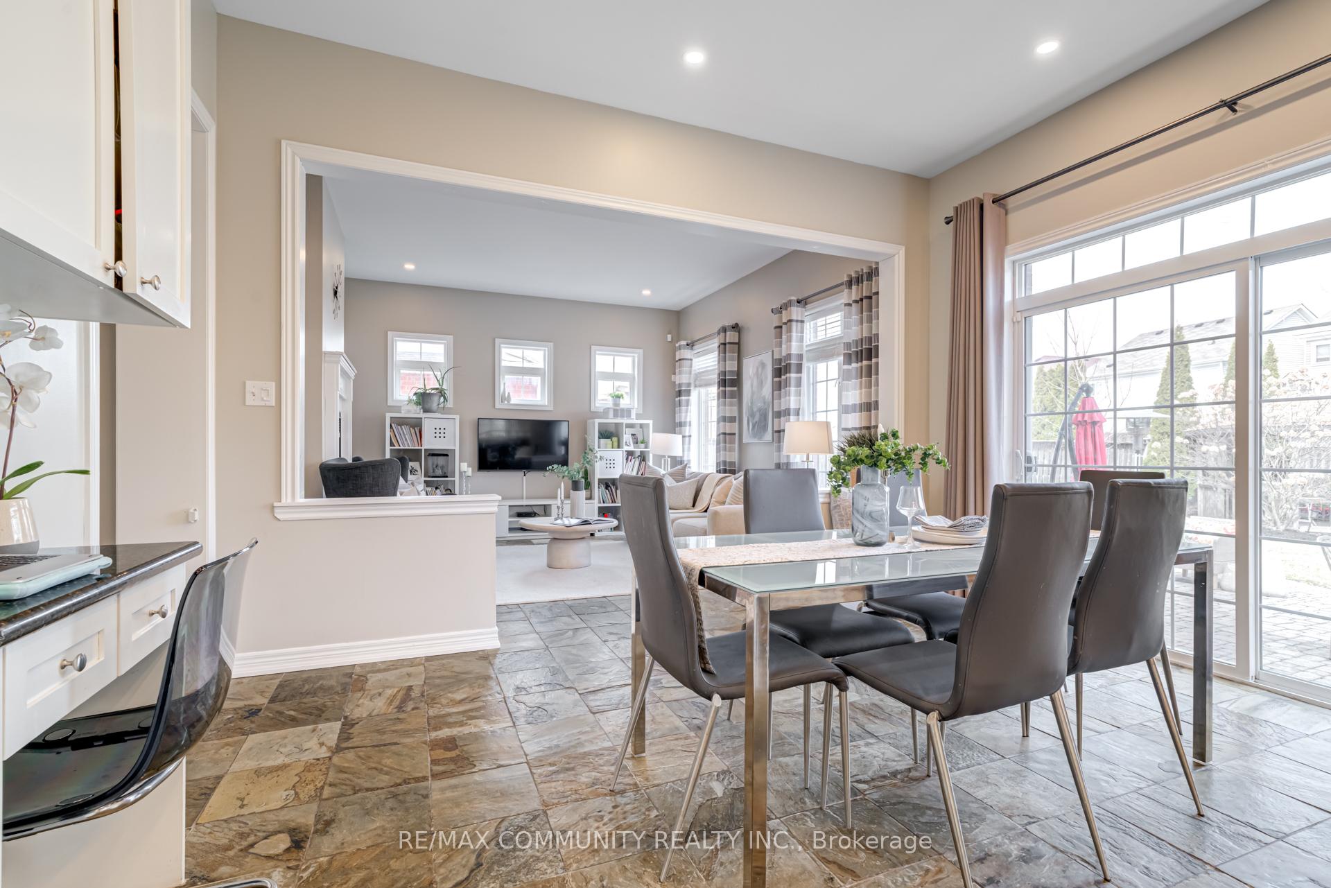 Photo 11 of 1673 Ballantrae Drive, Oshawa, Taunton — HOMEH