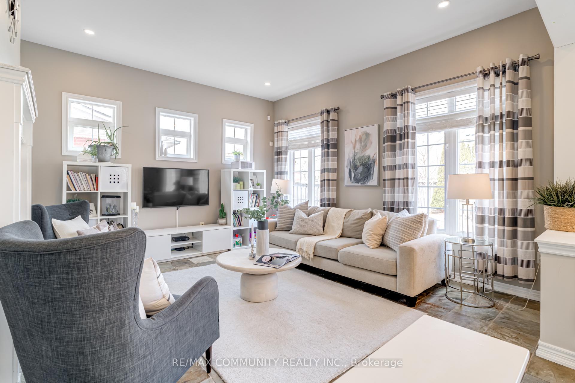 Photo 12 of 1673 Ballantrae Drive, Oshawa, Taunton — HOMEH