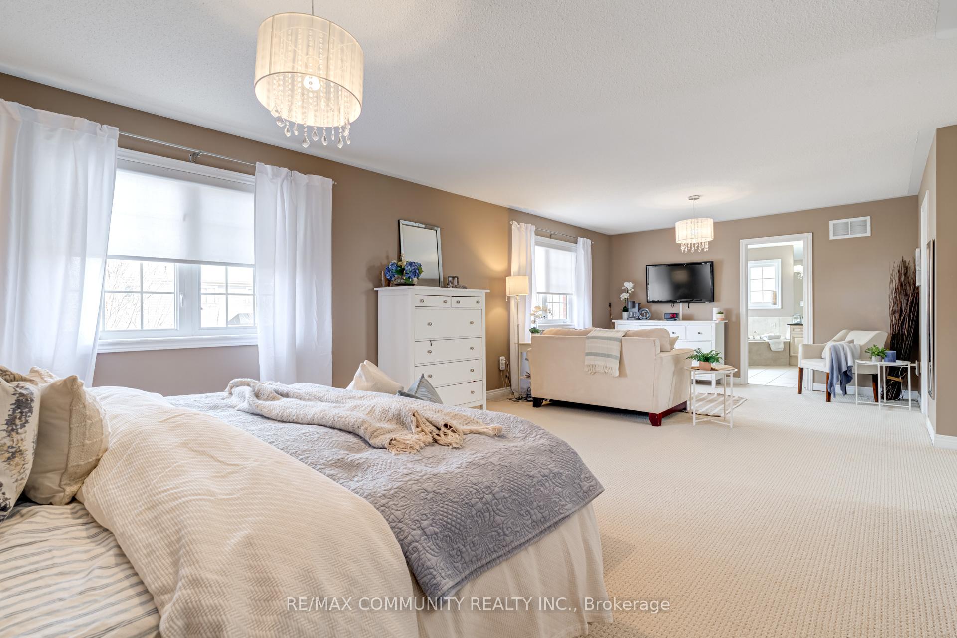 Photo 20 of 1673 Ballantrae Drive, Oshawa, Taunton — HOMEH