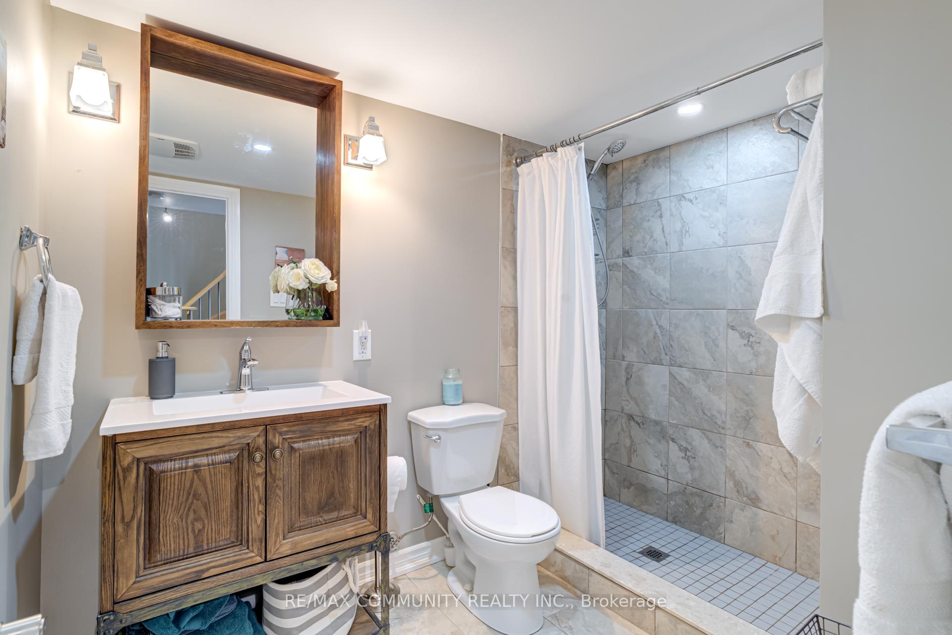 Photo 38 of 1673 Ballantrae Drive, Oshawa, Taunton — HOMEH