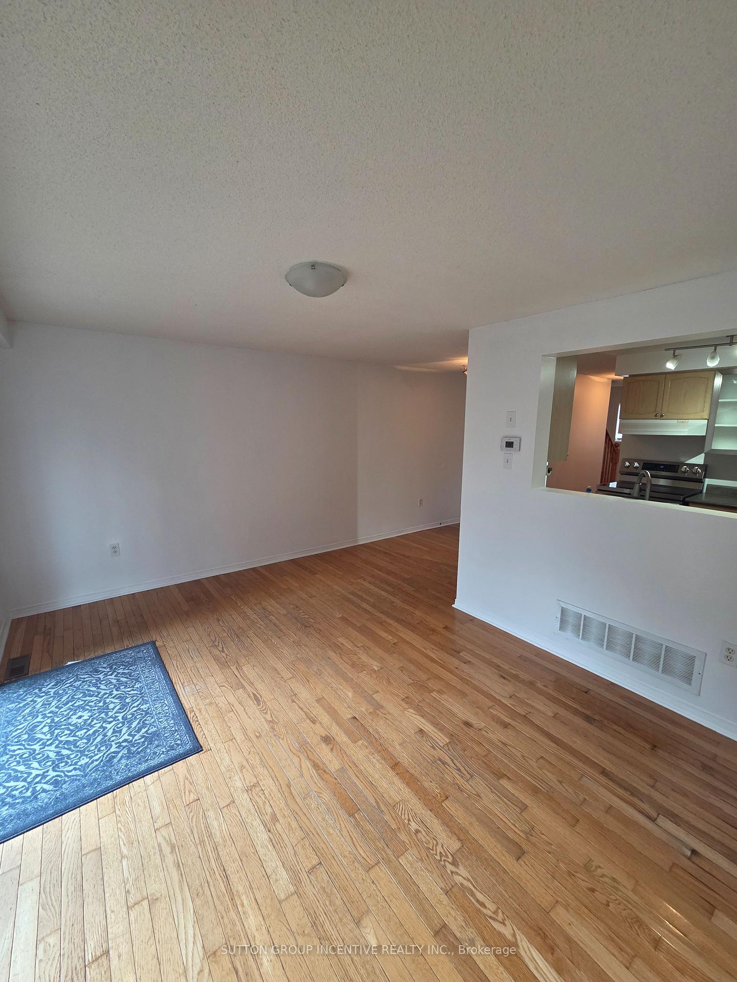 Photo 4 of 111 Dunsmore Lane, Barrie, Georgian Drive — HOMEH