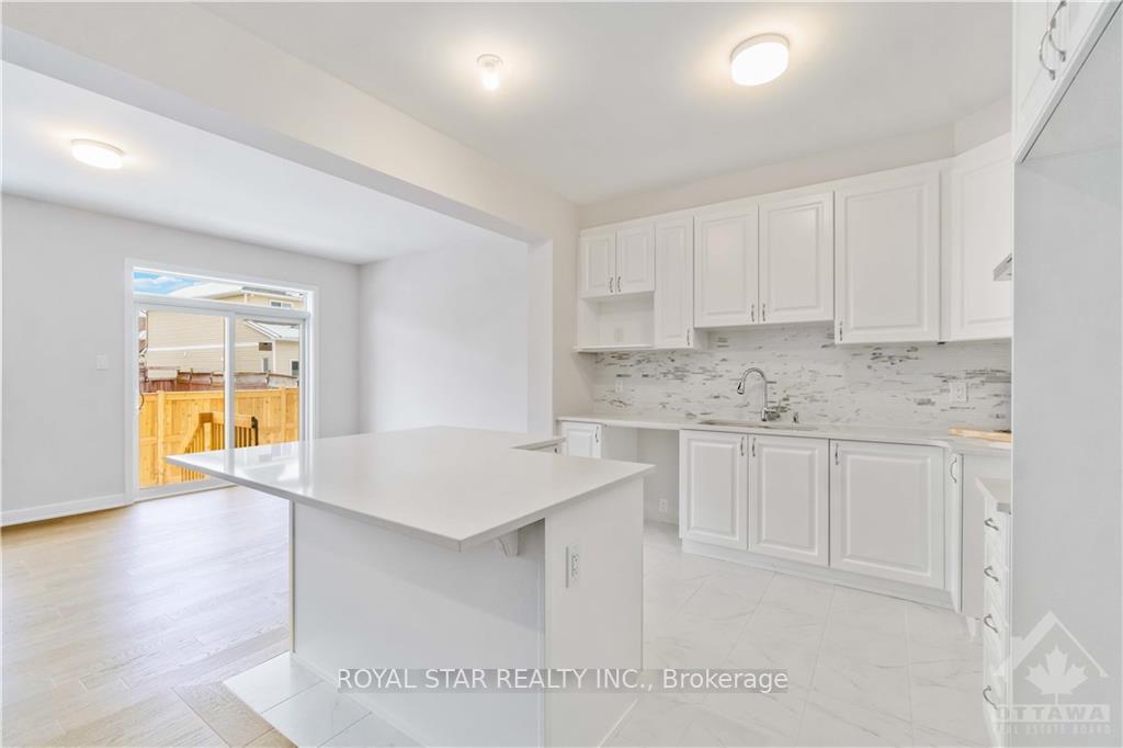 Photo 4 of 2168 Winsome Terrace, Ottawa, Fallingbrook/Gardenway South — HOMEH
