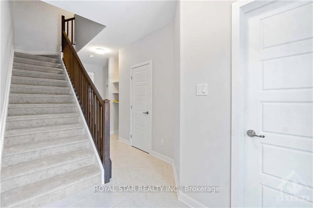 Photo 11 of 2168 Winsome Terrace, Ottawa, Fallingbrook/Gardenway South — HOMEH