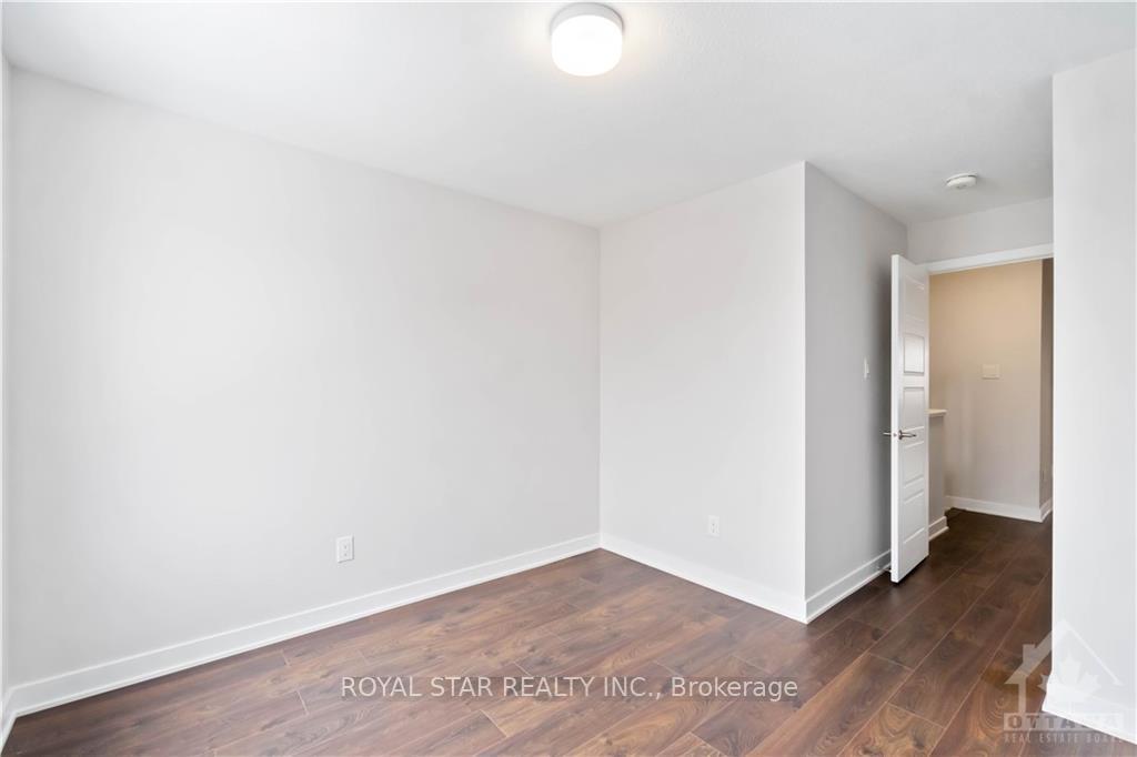 Photo 19 of 2168 Winsome Terrace, Ottawa, Fallingbrook/Gardenway South — HOMEH