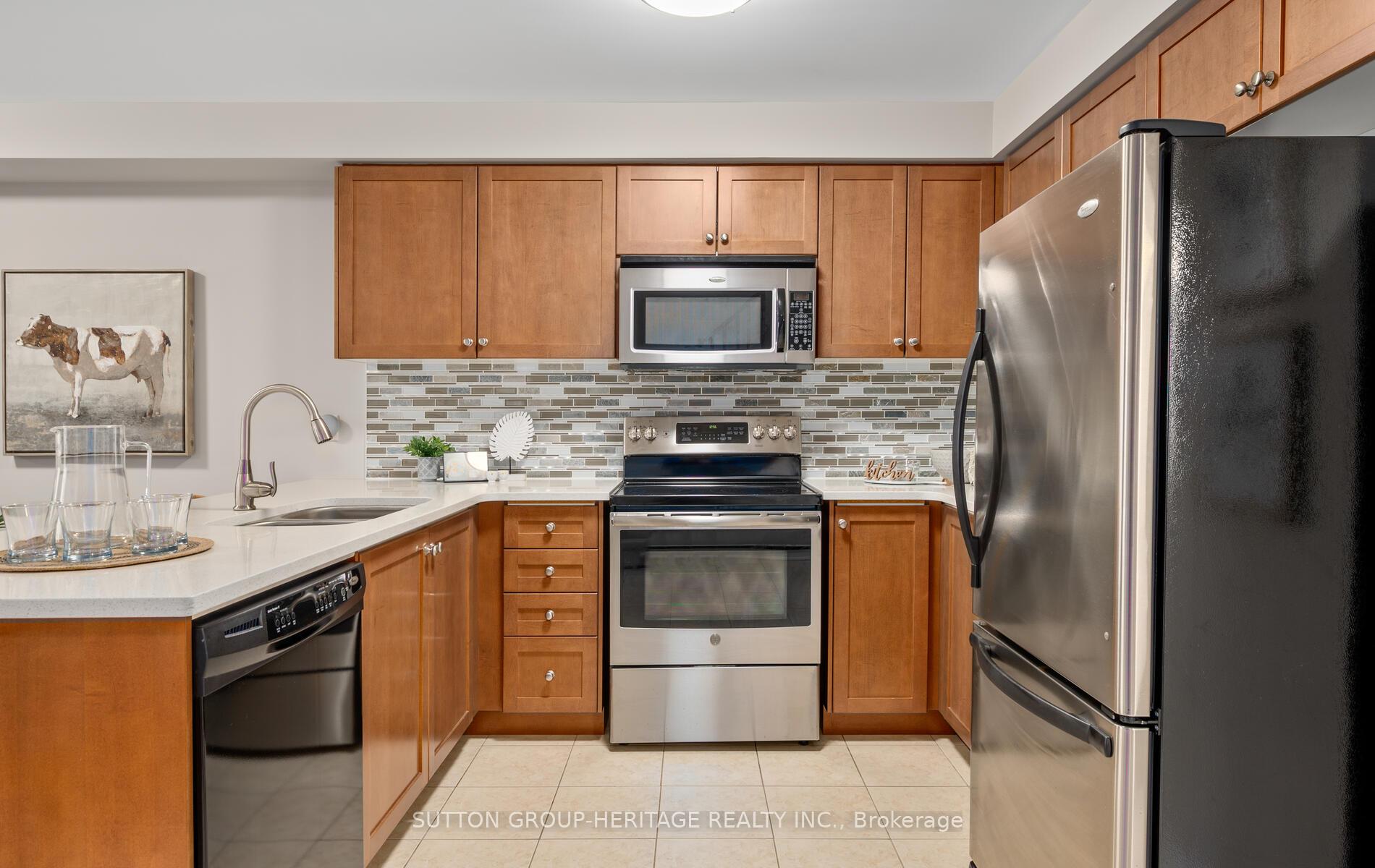Photo 7 of 5 Ruben Street, Whitby, Williamsburg — HOMEH