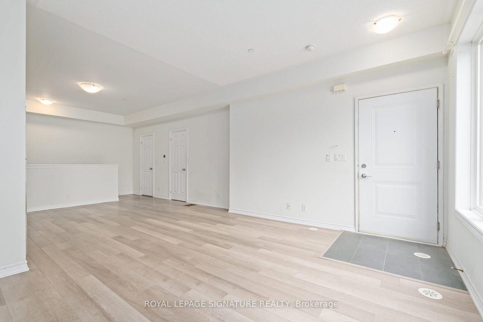 Photo 7 of Unit 65, 130 Twenty Fourth St, Etobicoke, Long Branch — HOMEH
