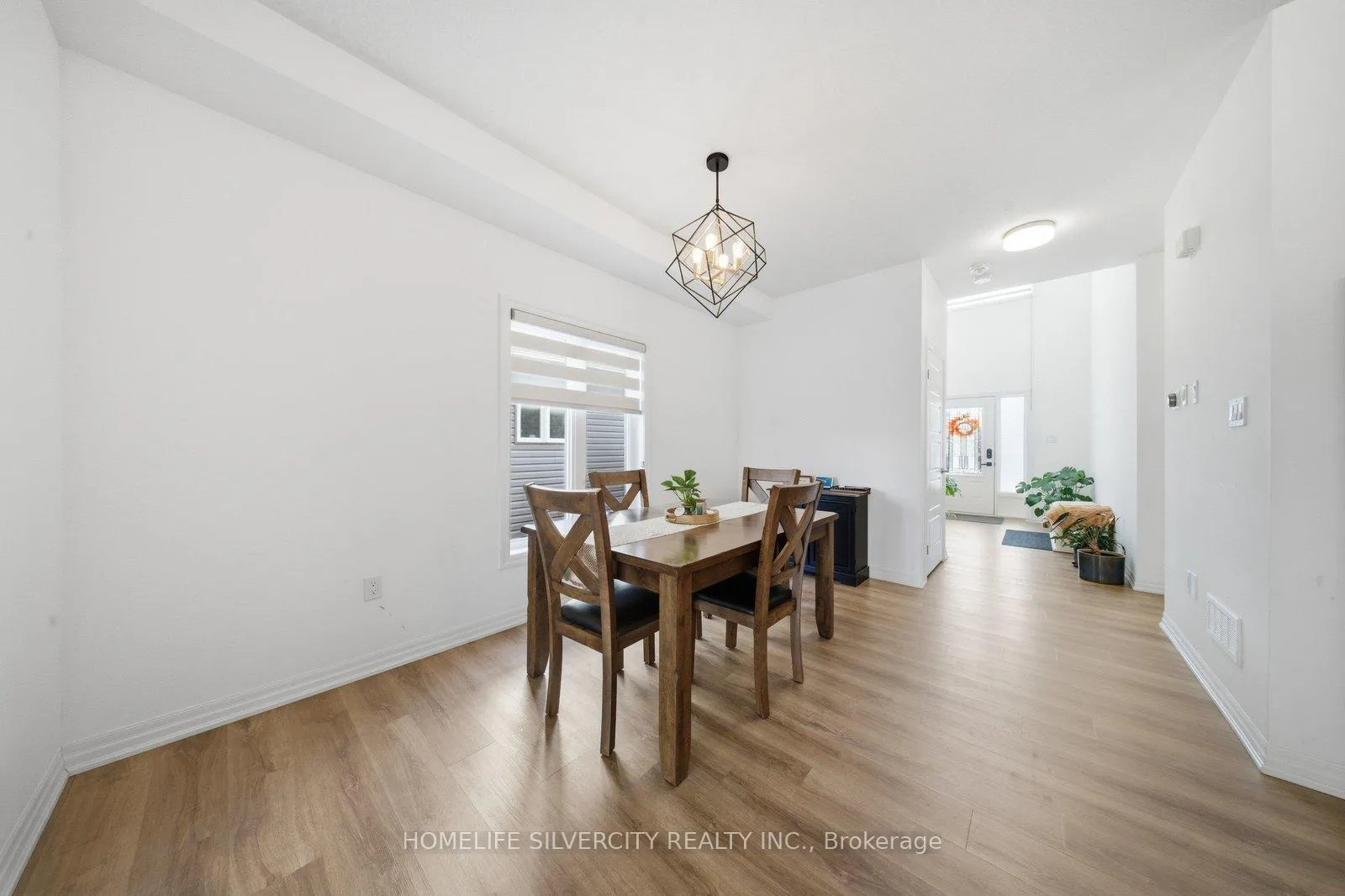 Photo 13 of 17 Oldham Avenue, Brant, Paris — HOMEH