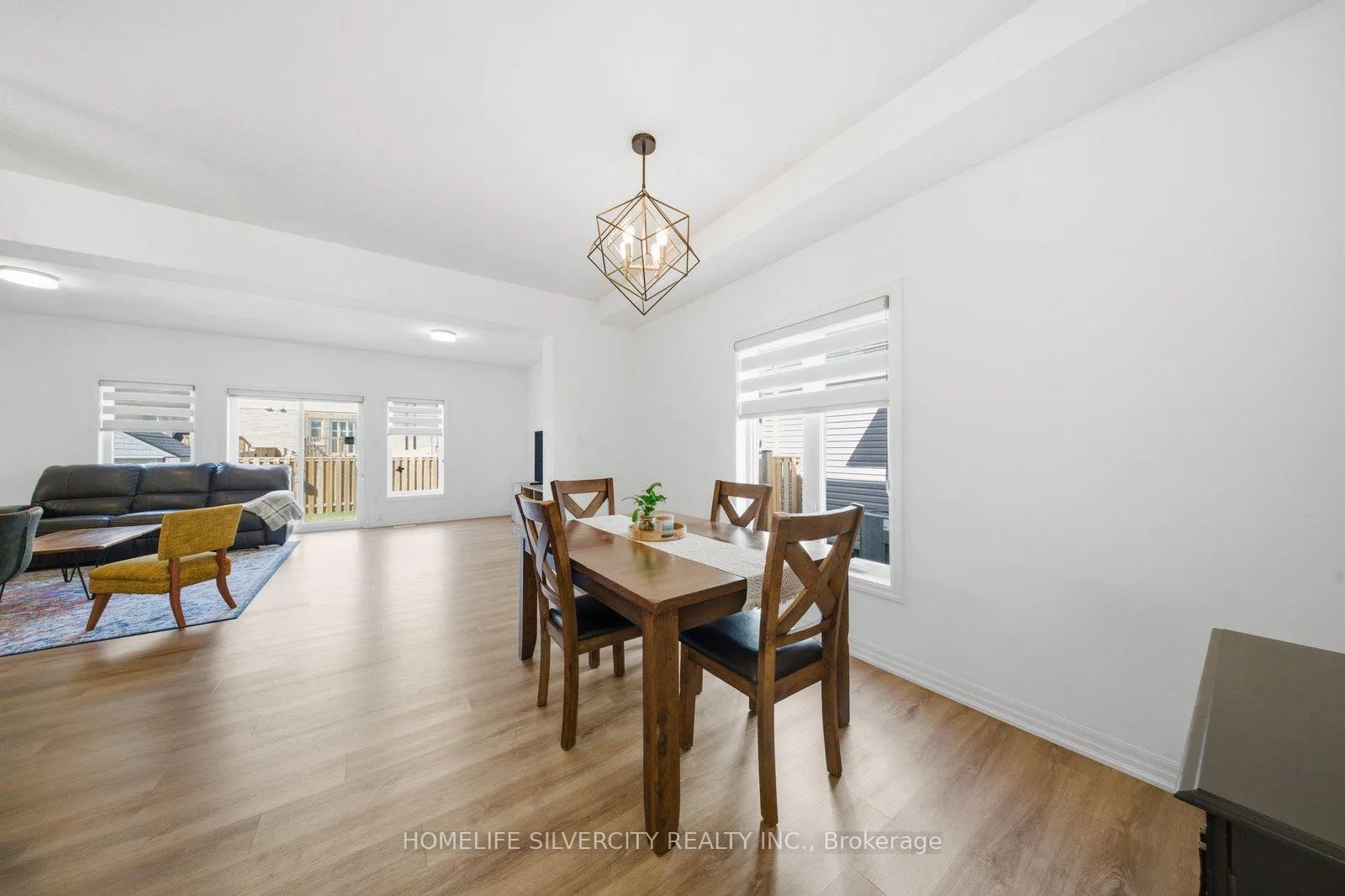 Photo 14 of 17 Oldham Avenue, Brant, Paris — HOMEH